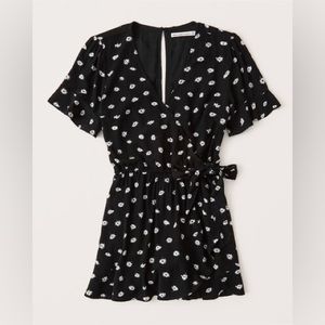 Abercrombie & Fitch Black Mini Romper | Sz MP | NWT